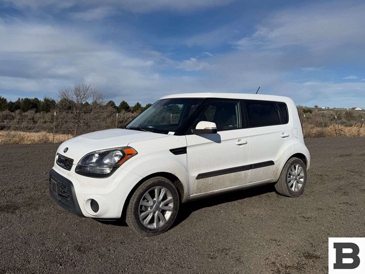 2013-kia-soul-mpv-image-2