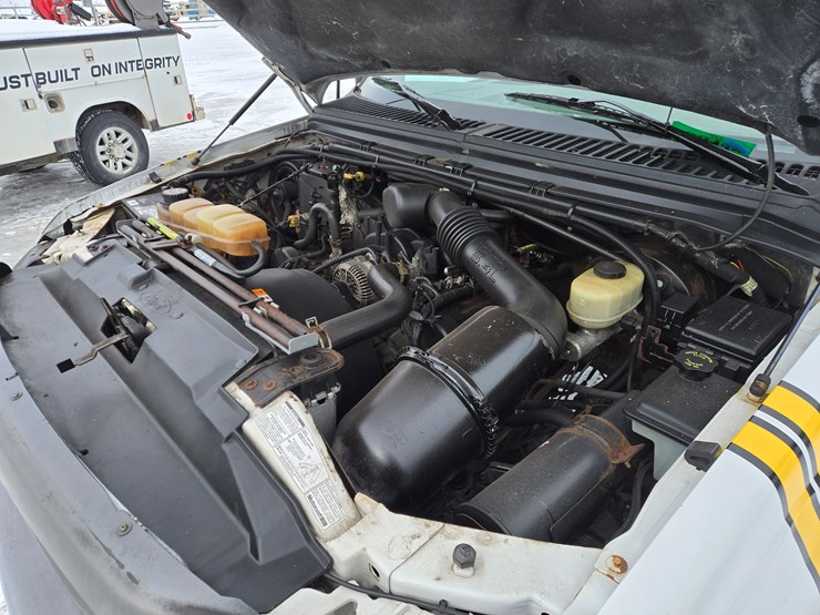 2001-ford-f350-image-39