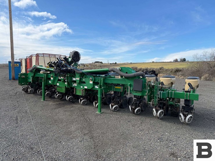 schlagel-mfg.-ripper,-implement-dolly,-great-plains-corn-planter-image-1