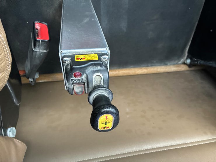 2016-kenworth-t680-image-61