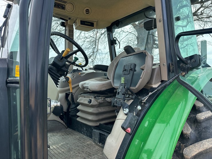 2011-john-deere-5090m-image-62