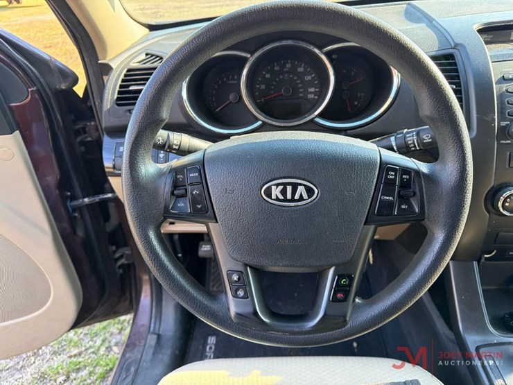 2013-kia-sorento-image-20