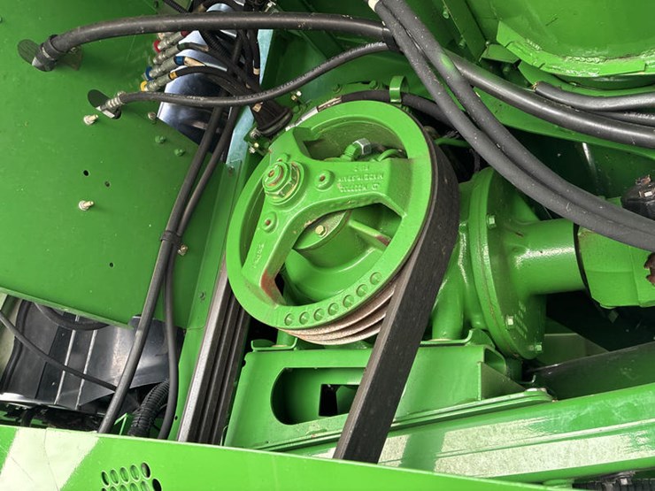 2013-john-deere-s690-image-54