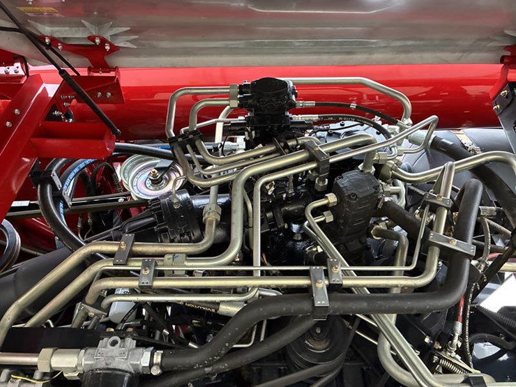2024-case-ih-8250-image-54