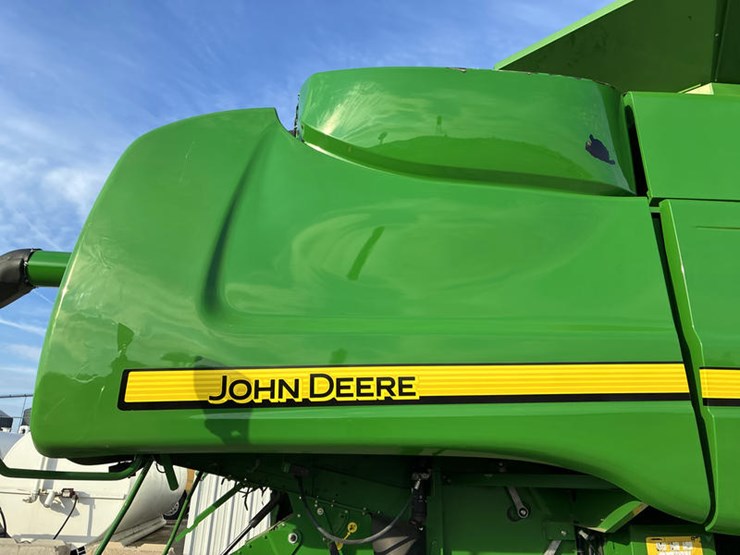 2009-john-deere-9570-sts-image-12
