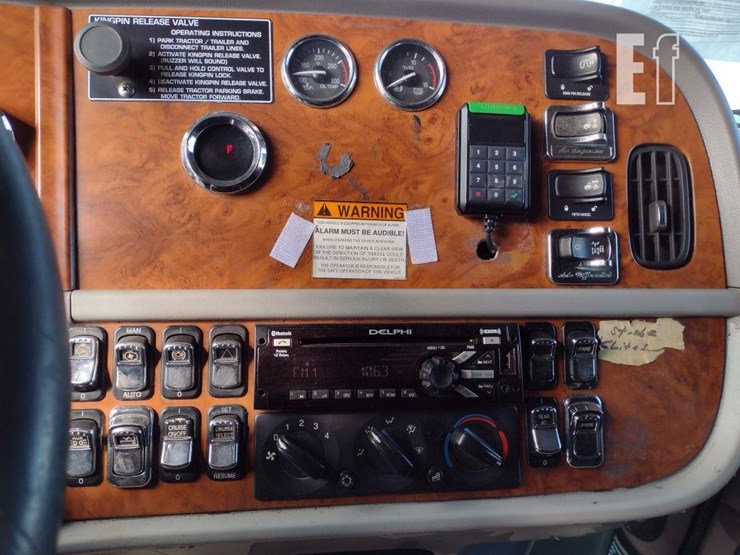 2007-peterbilt-379-image-10