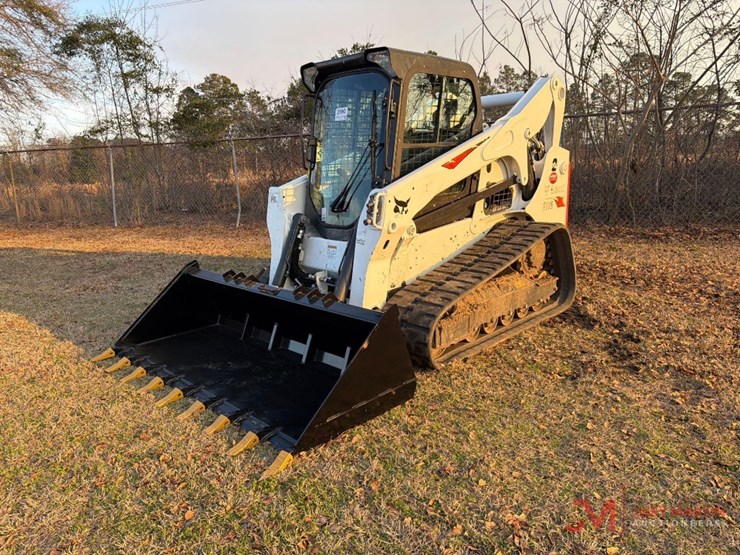 2023-bobcat-t770-image-4