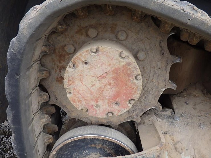 2012-takeuchi-tl230-image-18