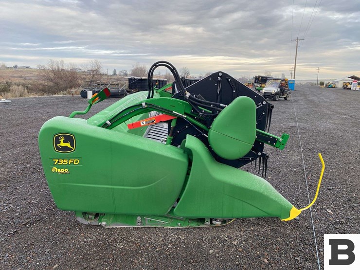 2019-john-deere-735fd-image-6