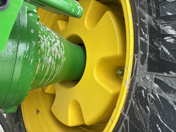 2025-john-deere-9r-590-image-66