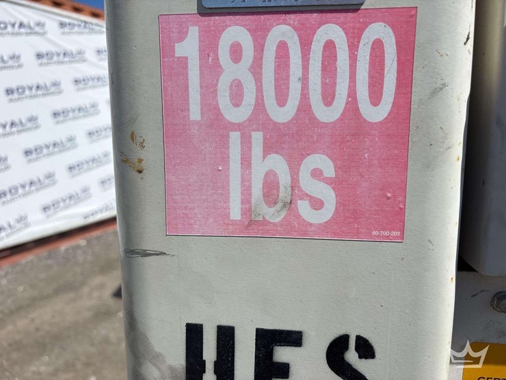 stertil-koni-18000lbs-2-post-auto-lift-image-7