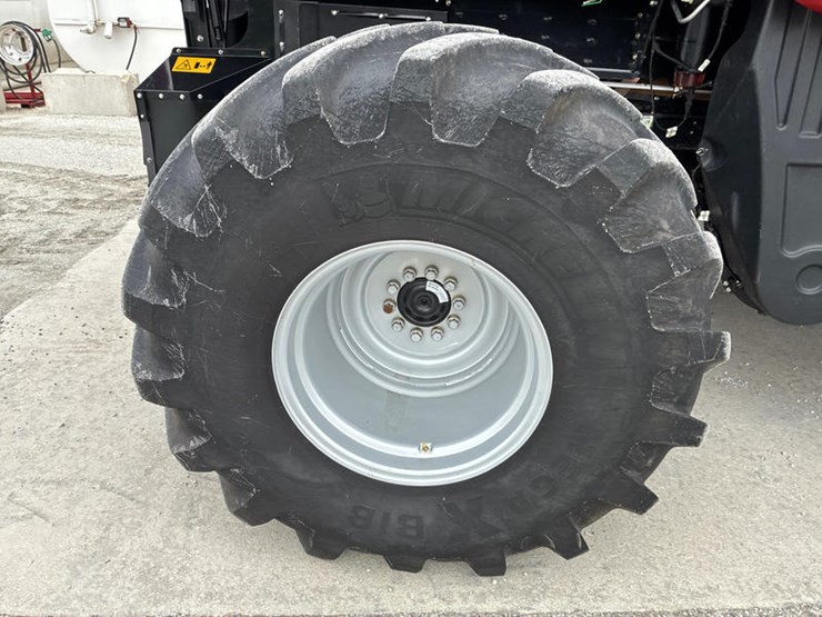 2024-case-ih-8250-image-43