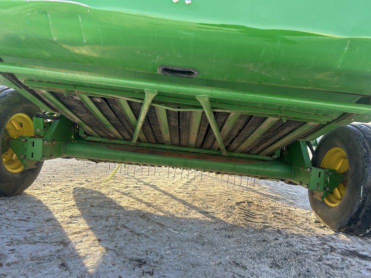 1999-john-deere-566-image-33