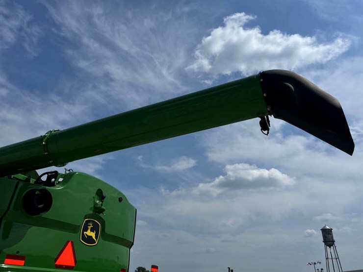 2022-john-deere-s780-image-34