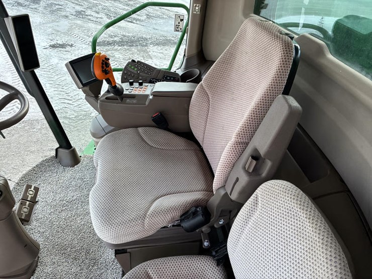 2015-john-deere-s680-image-98