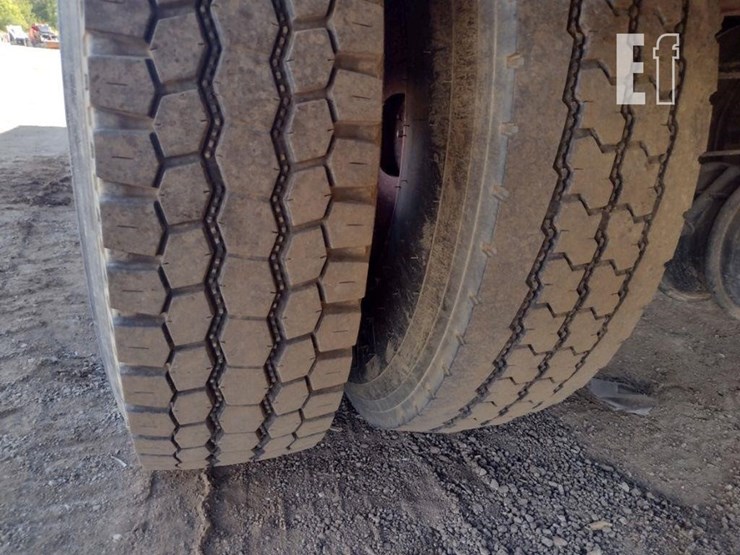 2008-international-durastar-4300-image-25