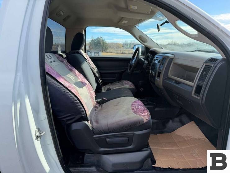 2012-dodge-ram-2500-image-24