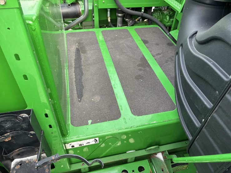 2013-john-deere-s690-image-83