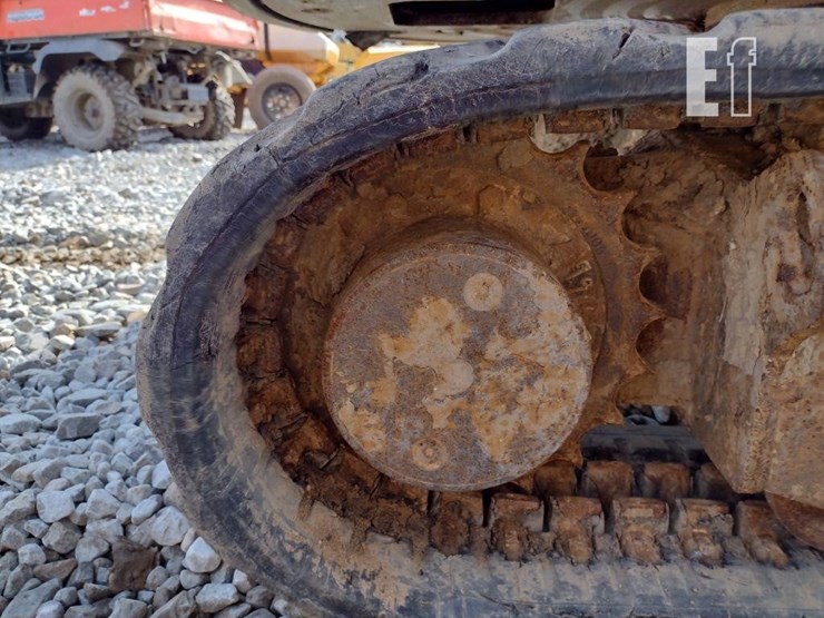 2018-bobcat-e32i-image-34