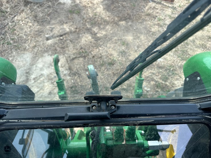 2011-john-deere-5090m-image-73