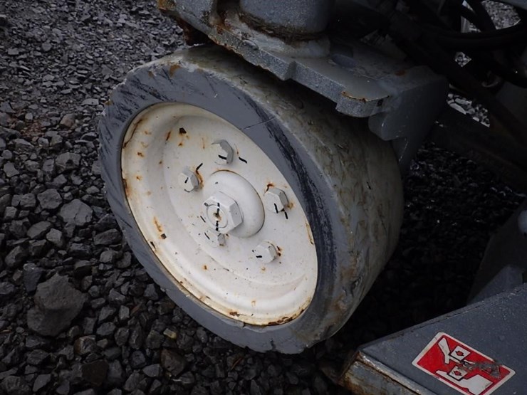 2013-skyjack-sjiii3219-image-17