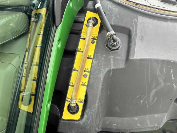 2021-john-deere-8rx-410-image-81