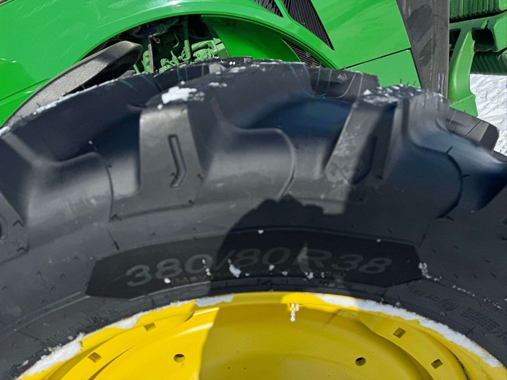 2012-john-deere-8310r-image-34