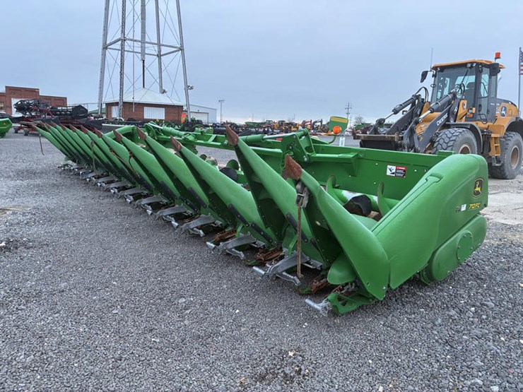 2018-john-deere-712fc-image-3