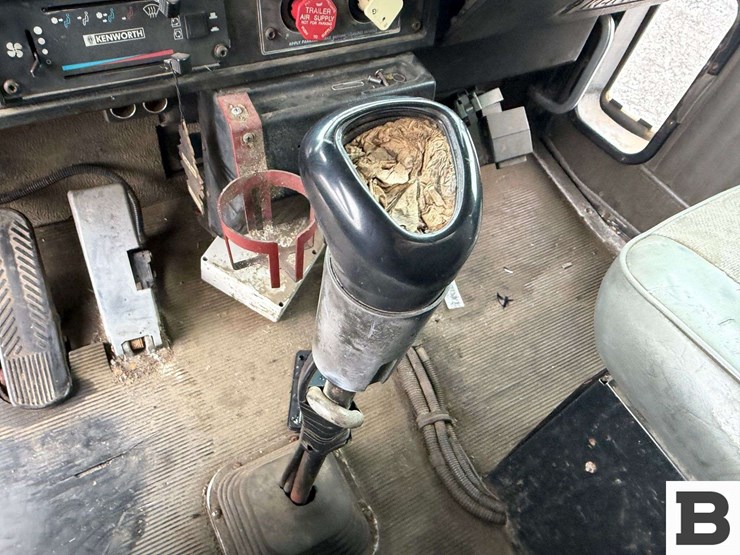 1998-kenworth-t800-image-84