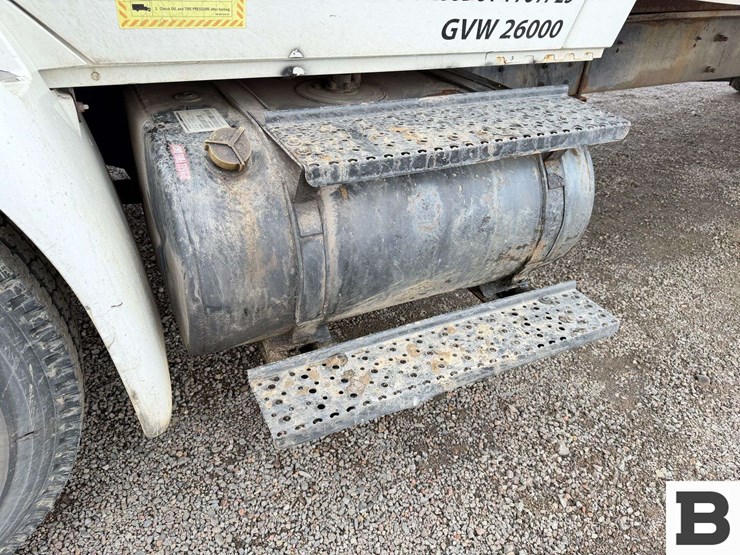 2006-international-durastar-4300-image-14