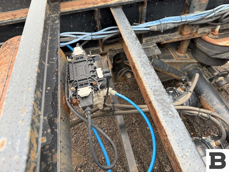 2011-dionbilt-dbnsl-220ar-chassis-trailer-image-35