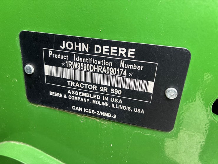 2025-john-deere-9r-590-image-2