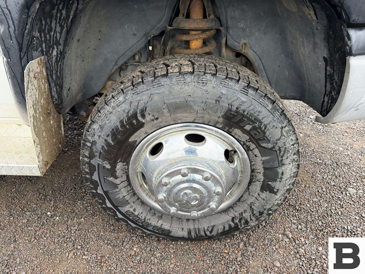 2001-dodge-ram-3500-image-33