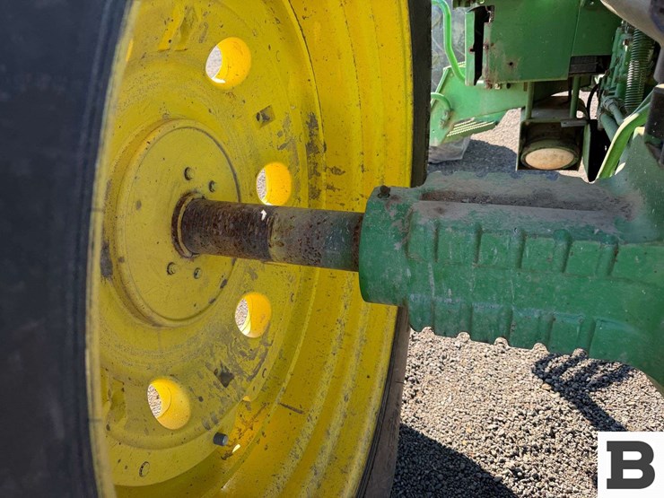 1992-john-deere-4760-image-38