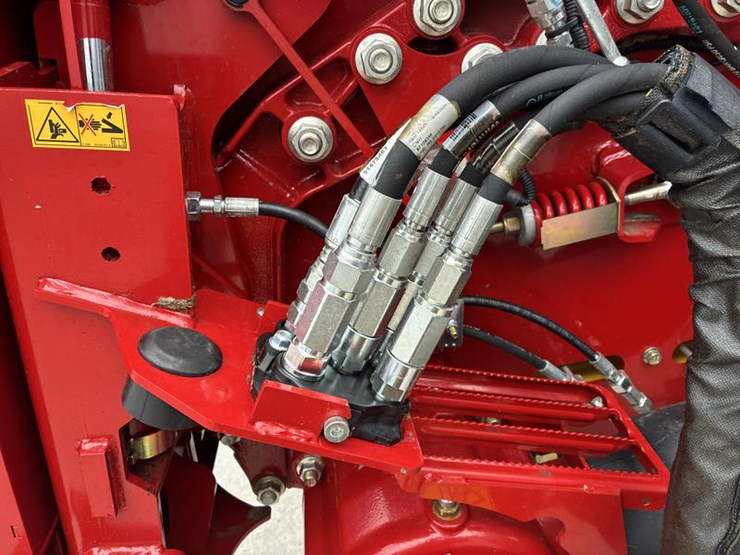 2024-case-ih-8250-image-22