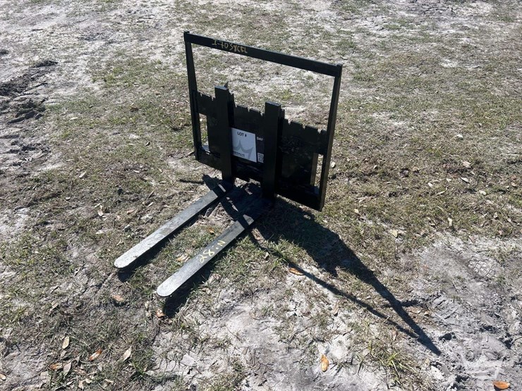 28in-forks-and-frame-mini-skid-steer-attachment-image-2