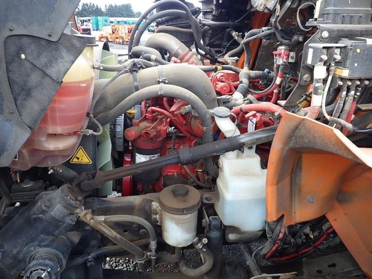 2021-international-mv607-image-24