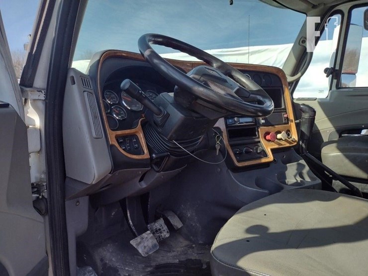 2009-international-prostar-image-14