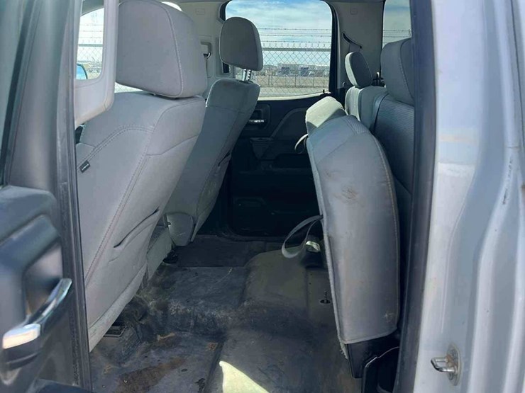 2016-chevrolet-silverado-2500hd-image-6