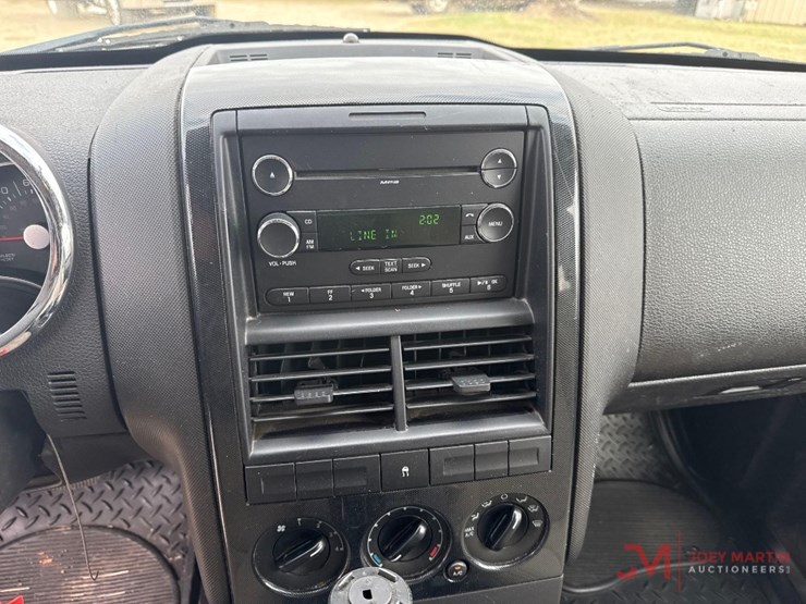 2007-ford-explorer-image-14