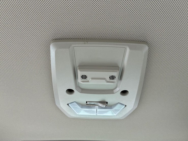 2025-john-deere-9r-590-image-86