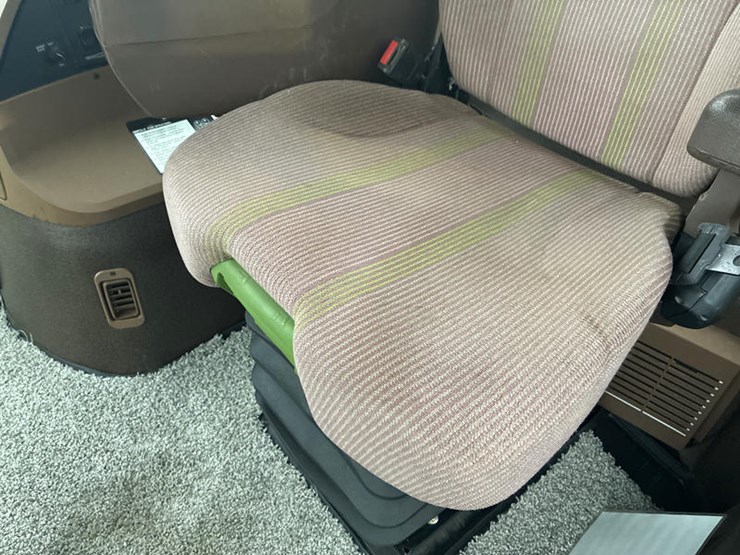 2011-john-deere-4830-image-74