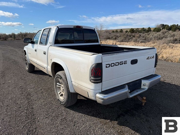 2001-dodge-dakota-image-3