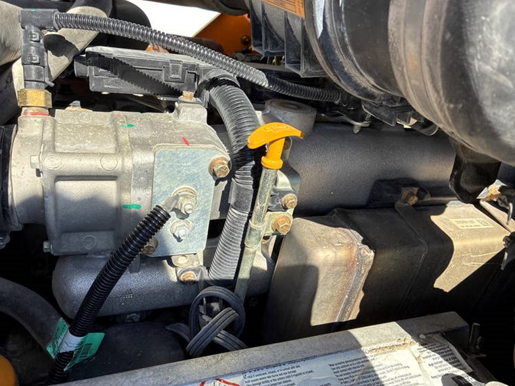 2018-jcb-930-image-37