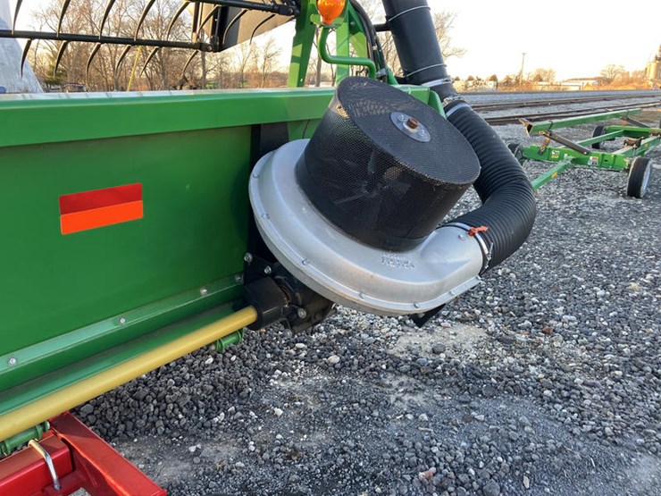 2012-john-deere-630f-image-11