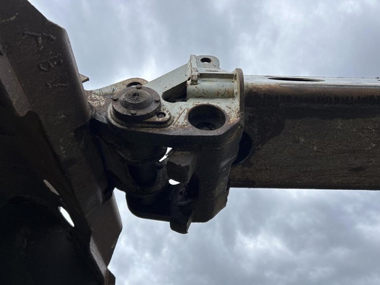 2005-gradall-xl4100-ii-image-13