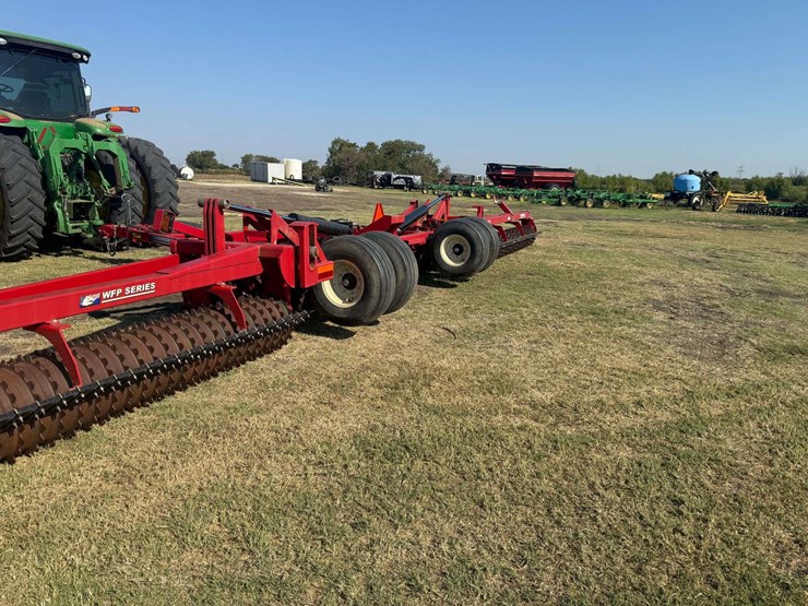 2019-brillion-wfp-cultipacker-image-12