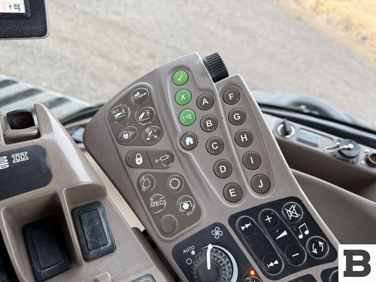 2014-john-deere-8310rt-image-74