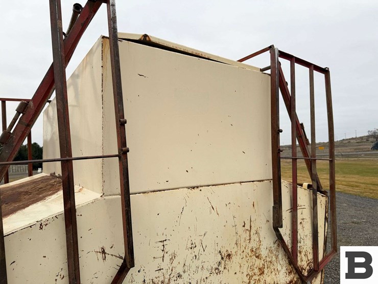 apache-cf8a150-creep-feeder-image-19