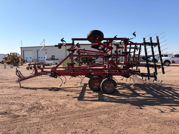 case-ih-4800-image-6